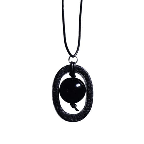Lava vedhæng med Onyx - halskæde
